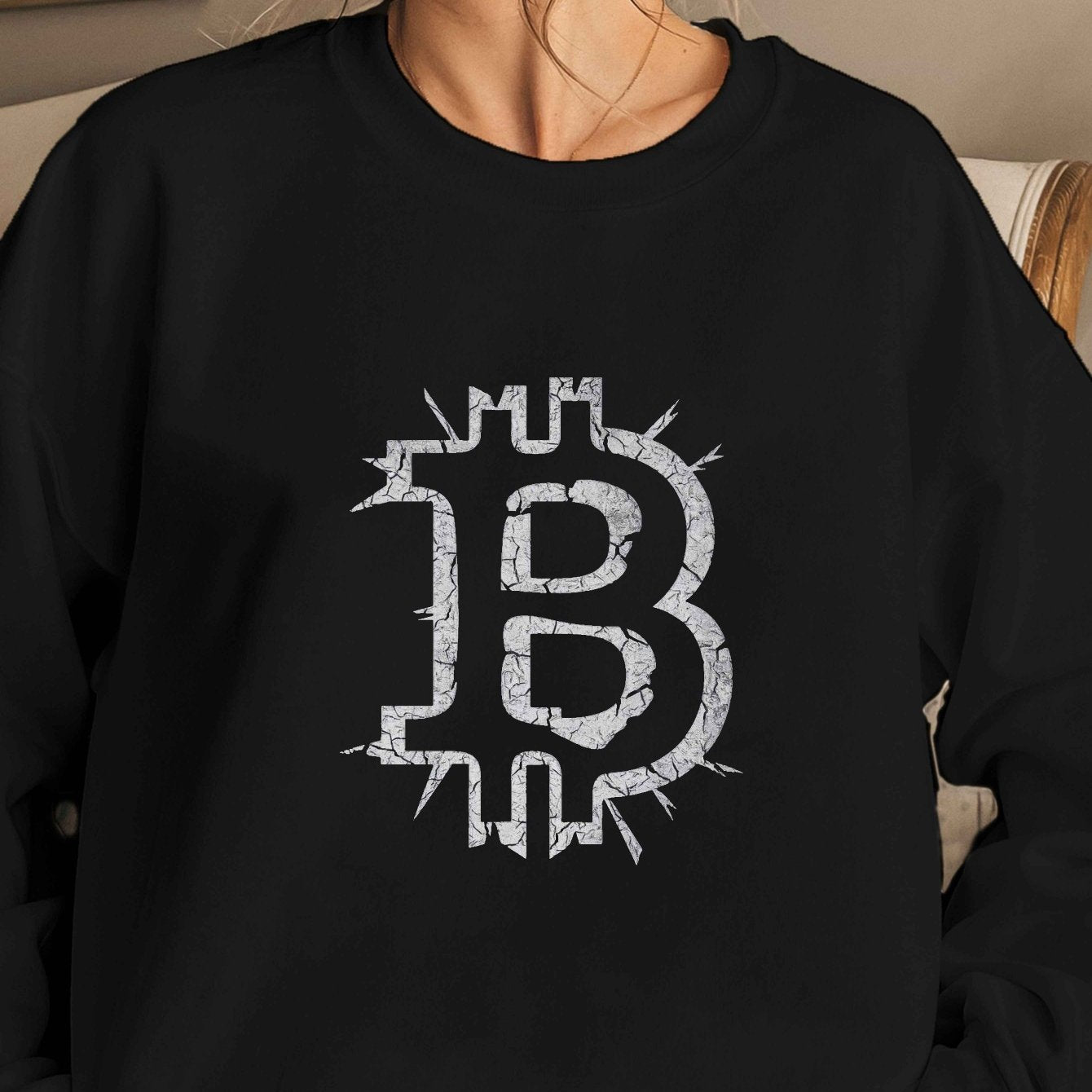 Women's Bitcoin Logo Sweatshirt - Green Crew Neck, 100% Polyester, Casual Fit, Machine Washable - Perfect for Fall/Winter, Crypto Enthusiast Gear|Crew Neck Sweatshirt|Smooth Texture